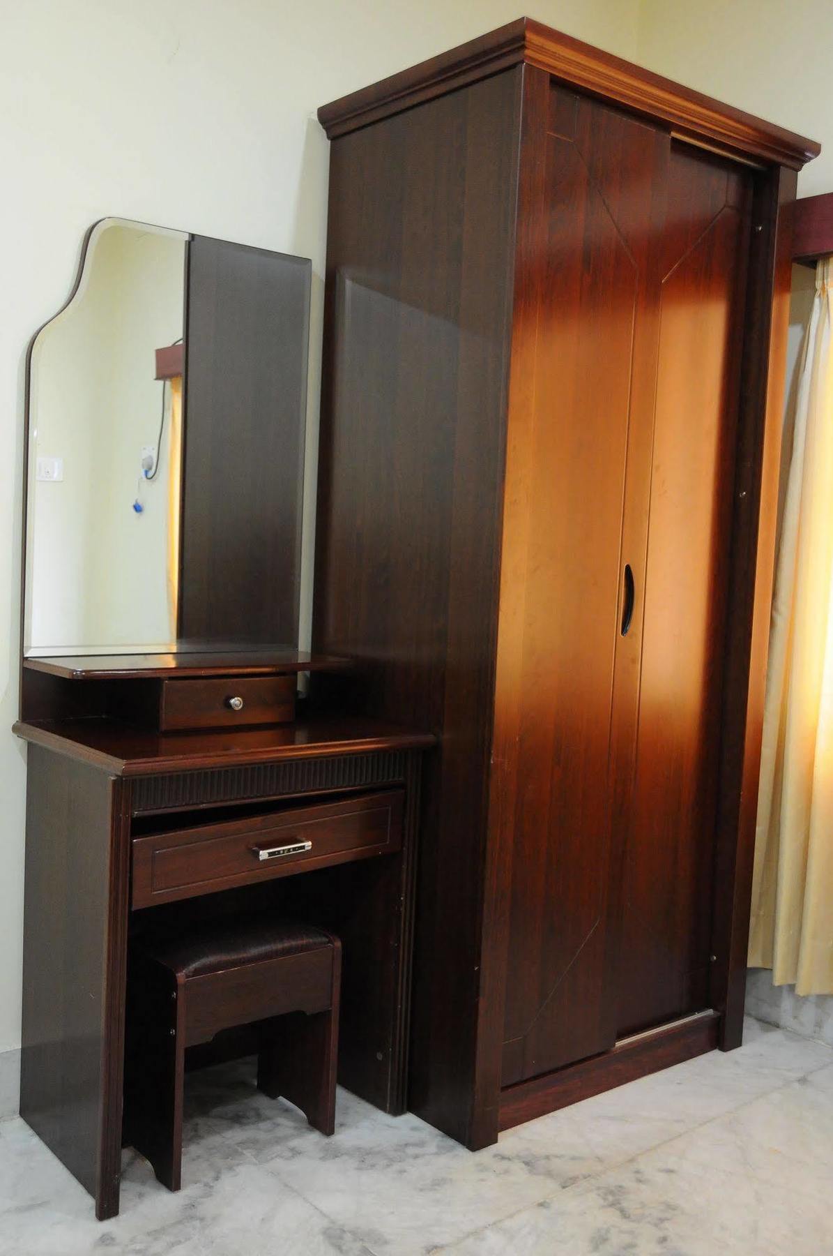 Lloyds Serviced Apartments, Near Music Academy Τσενάι Εξωτερικό φωτογραφία